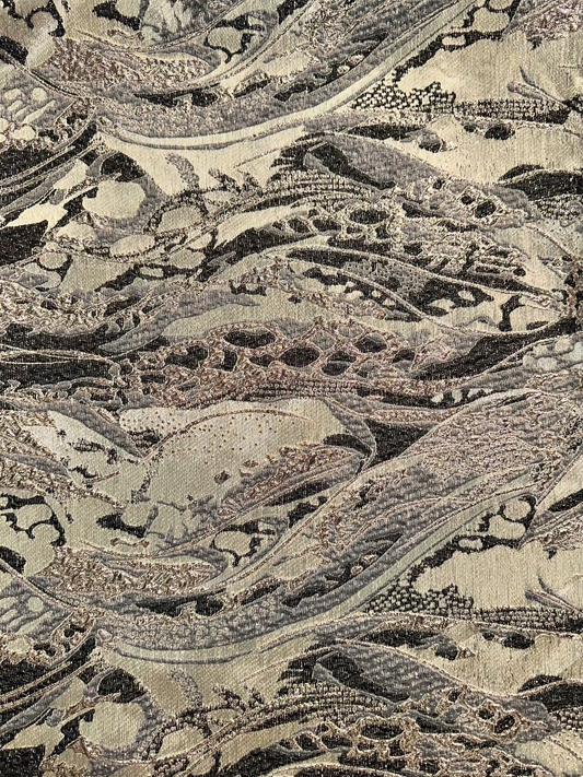 Floral Wave Pattern Brocade