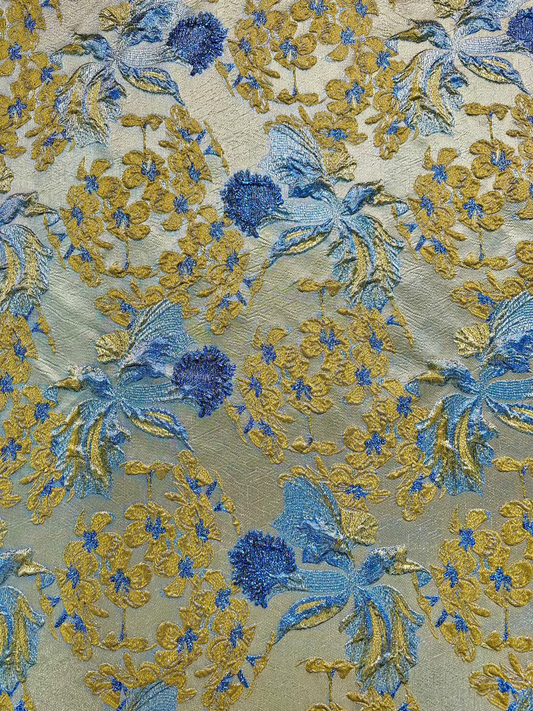 Textured Floral Bouquet Pattern Jacquard