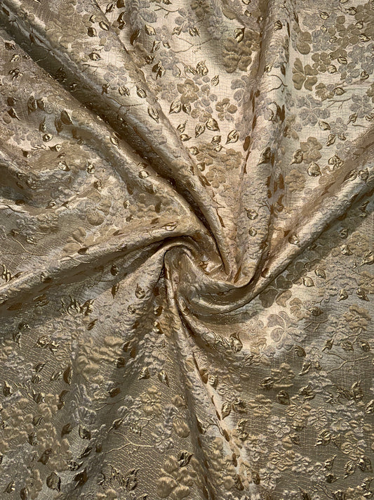 Textured Small Flower Pattern Jacquard