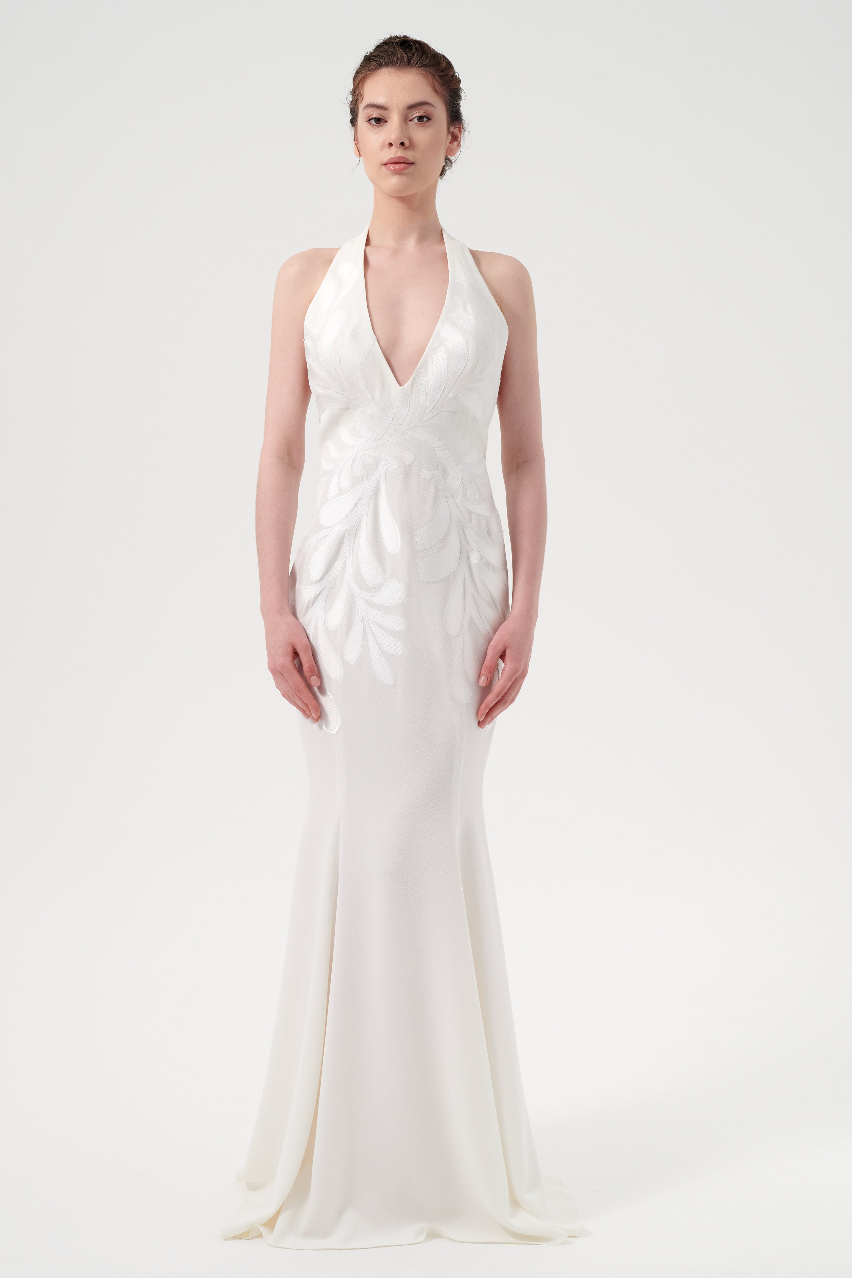 The Plunging Halter Neckline Floral Appliqus Detail The Floor-Pooling Hem Dress WHITE/BLACK The Plunging Halter Neckline Floral Appliqus Detail The Floor-Pooling Hem Dress WHITE/BLACK