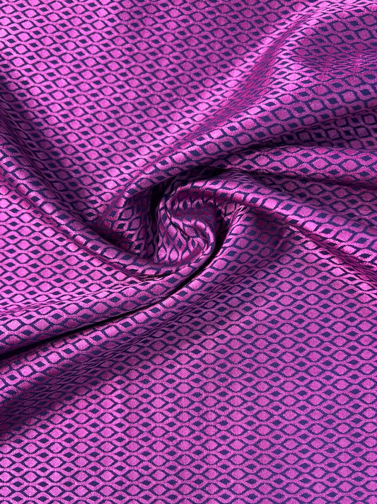 Symmetrical Pattern Jacquard