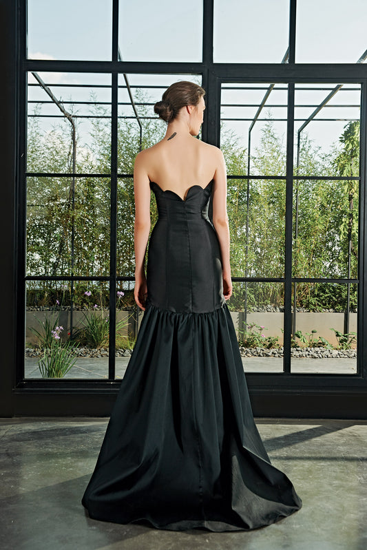 Curvy Neckline Taffeta Long Dress