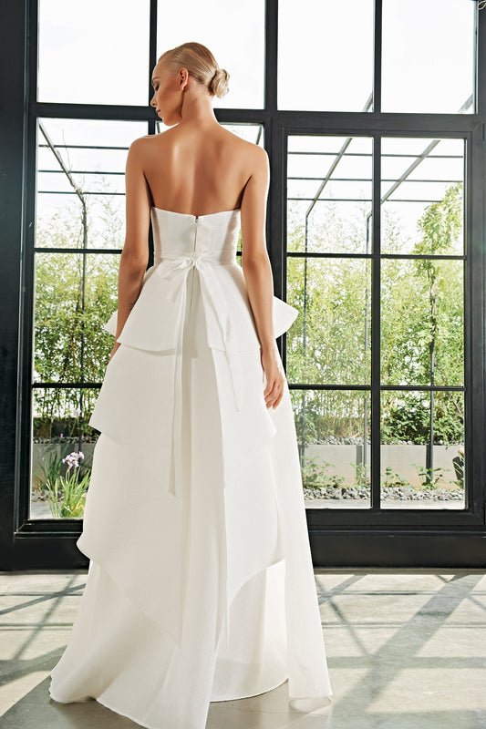 Structured Pointed Strapless Neckline Gown