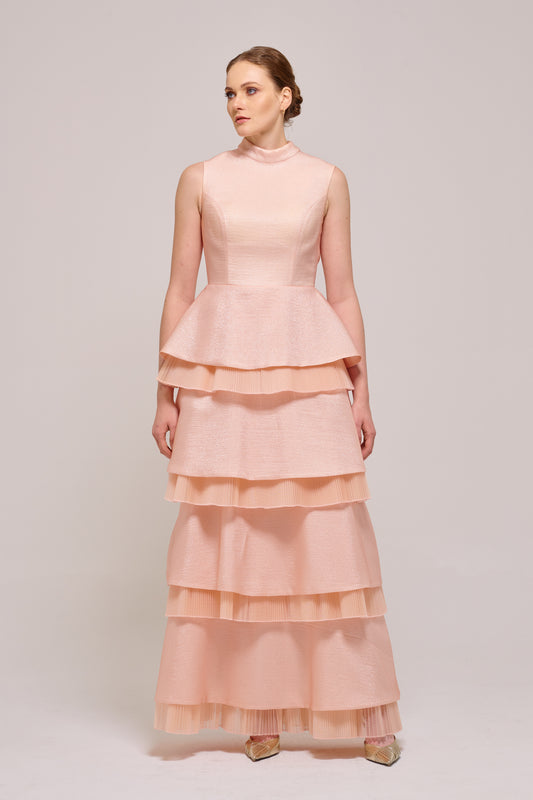 Sleeveless High Collar Layered Gown