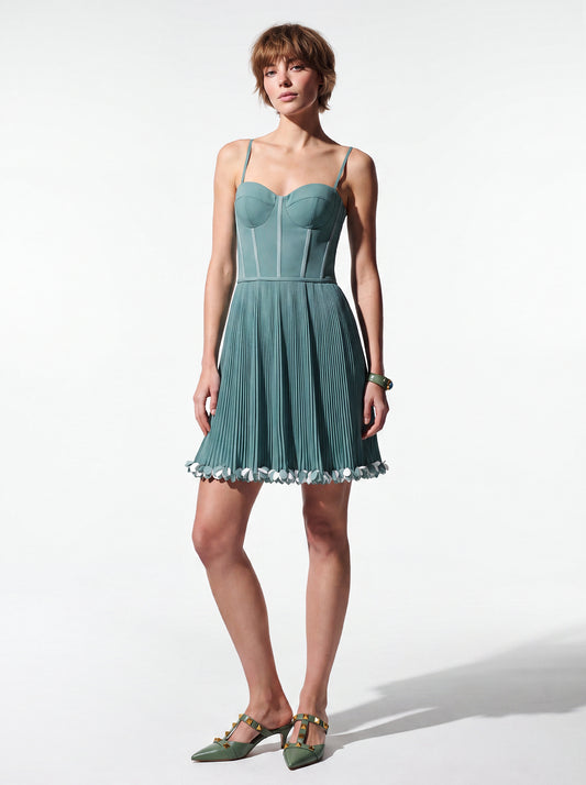 The Art of Structure and Motion: The Mint Couture Mini
