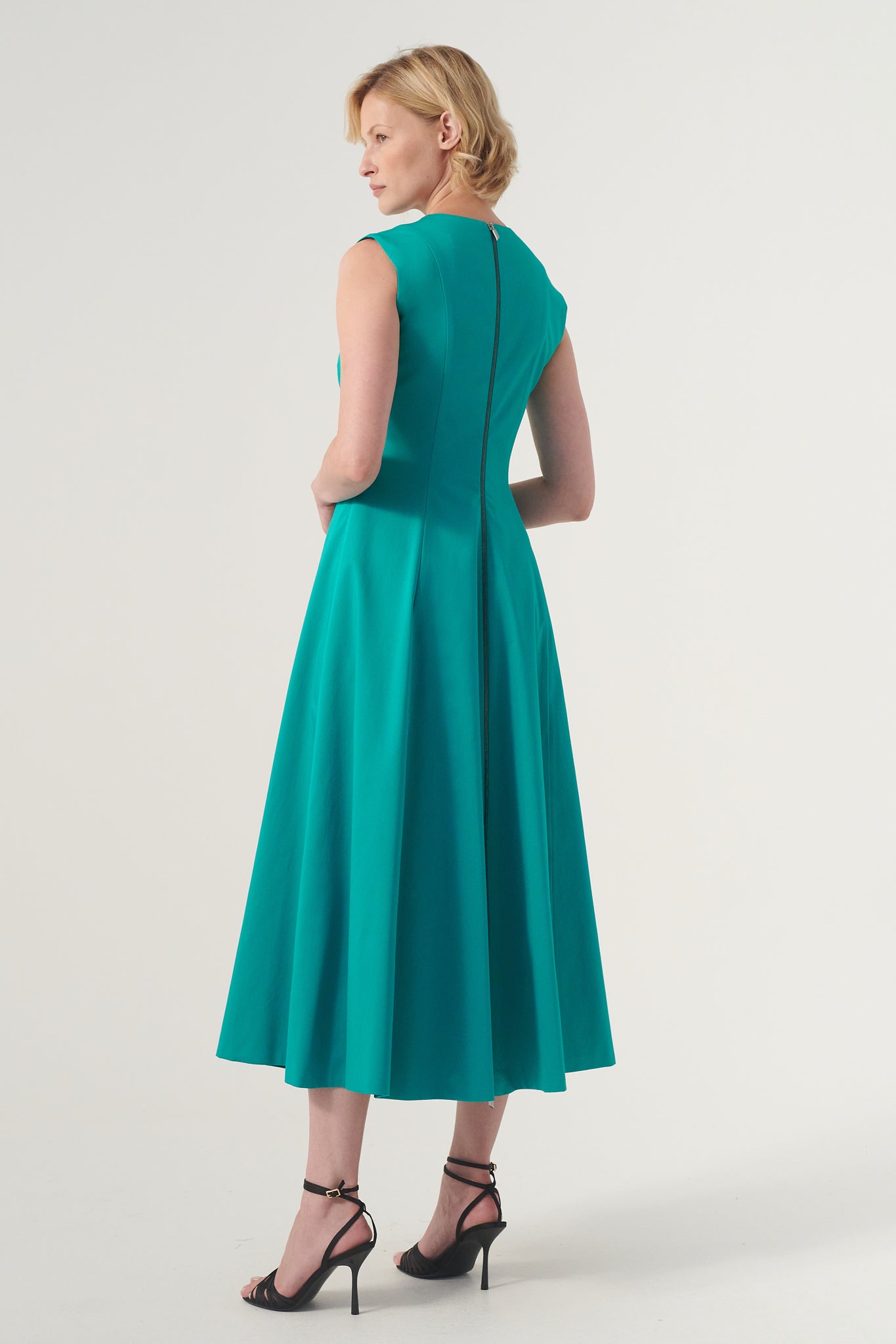 Jewel neckline midi-length A-line dress John Paul Ataker Jewel neckline midi-length A-line dress John Paul Ataker