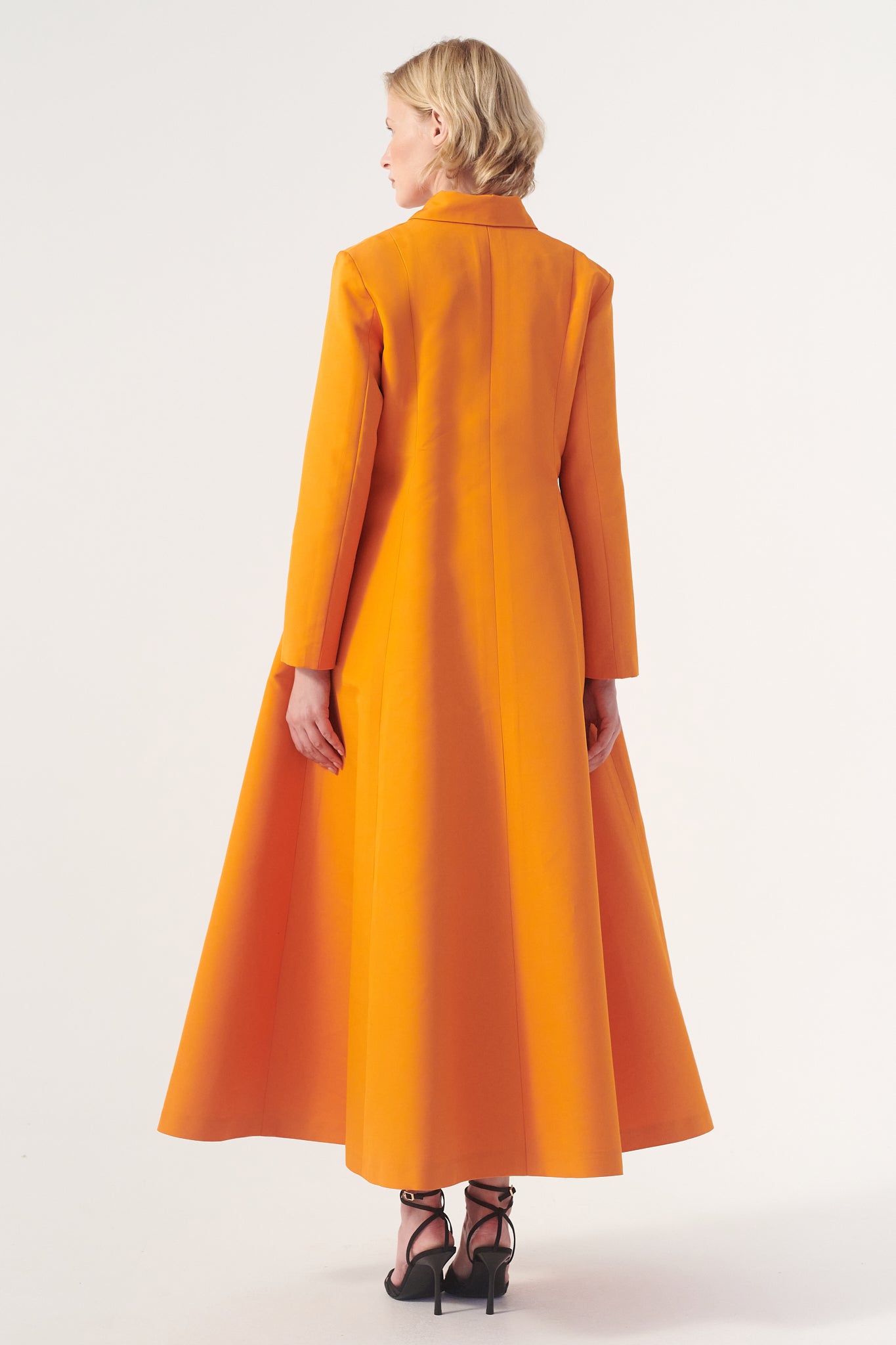 orange coat dress Baskiatofficial on LTK