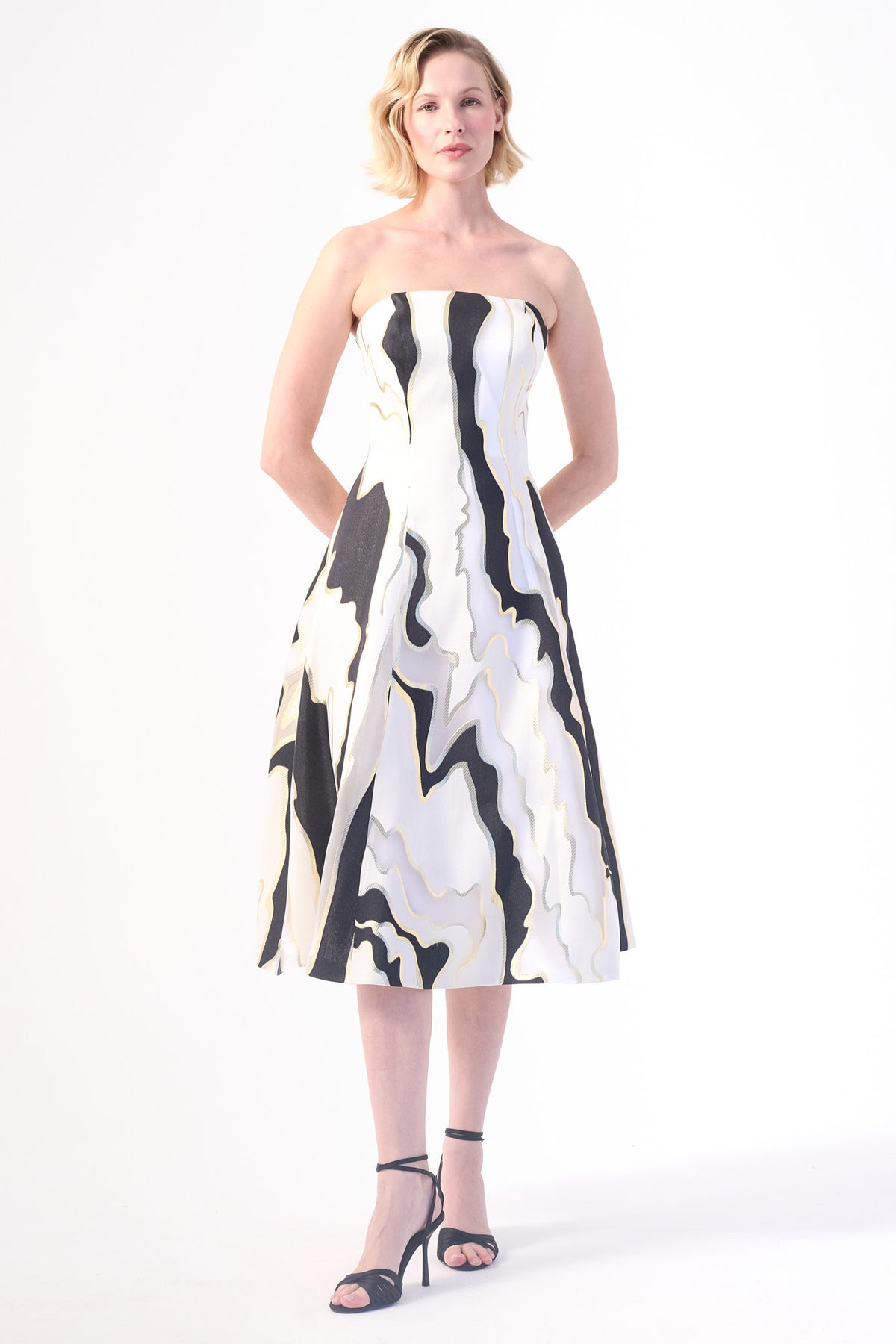 A dazzling A-Line strapless cocktail dress