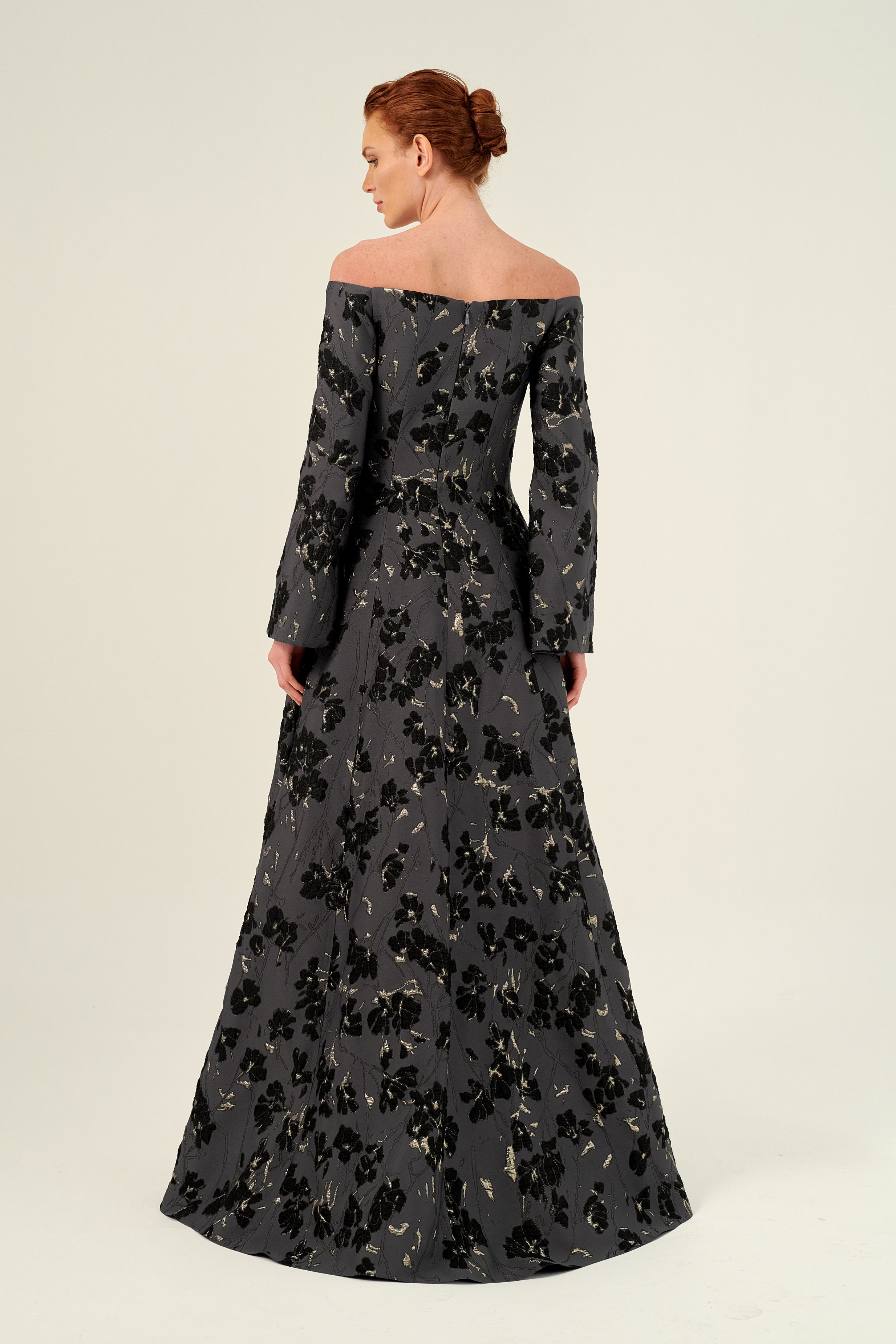 Black Gothic Wedding Dress Long Sleeves Applique Tiered Skirt Off Shoulder  V-neck Alternative Bridal Gown – Yelure UK