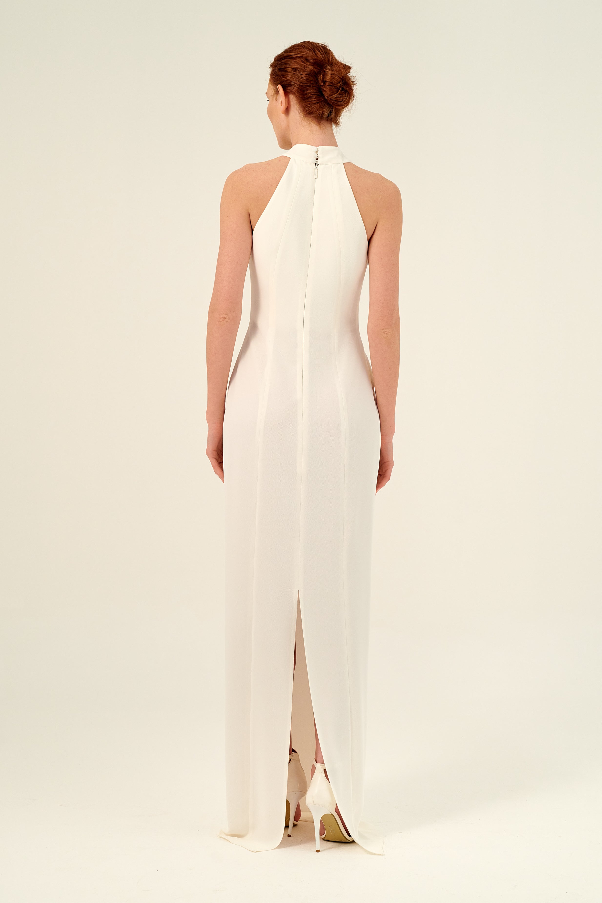 Column Silhouette Halter Neckline Evening Dress Column Silhouette Halter Neckline Evening Dress