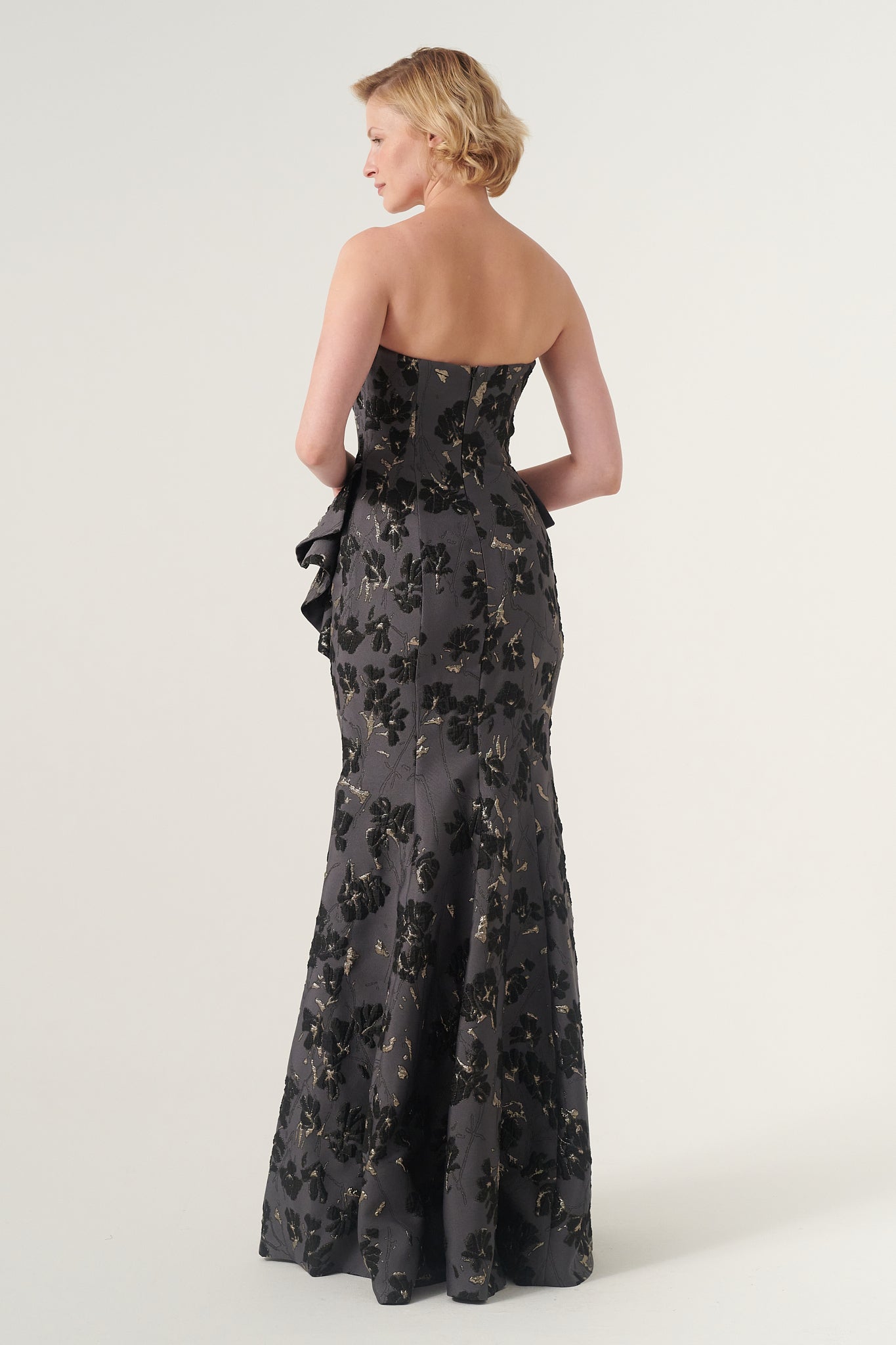 Peplum detail mermaid silhouette long evening dress Bronze Peplum detail mermaid silhouette long evening dress Bronze