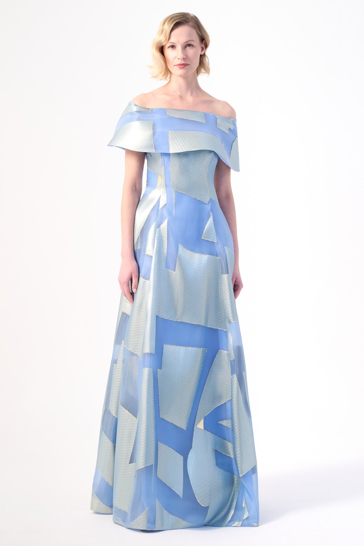 A featuring geometric patterns made of metallic jacquard fabric long dress