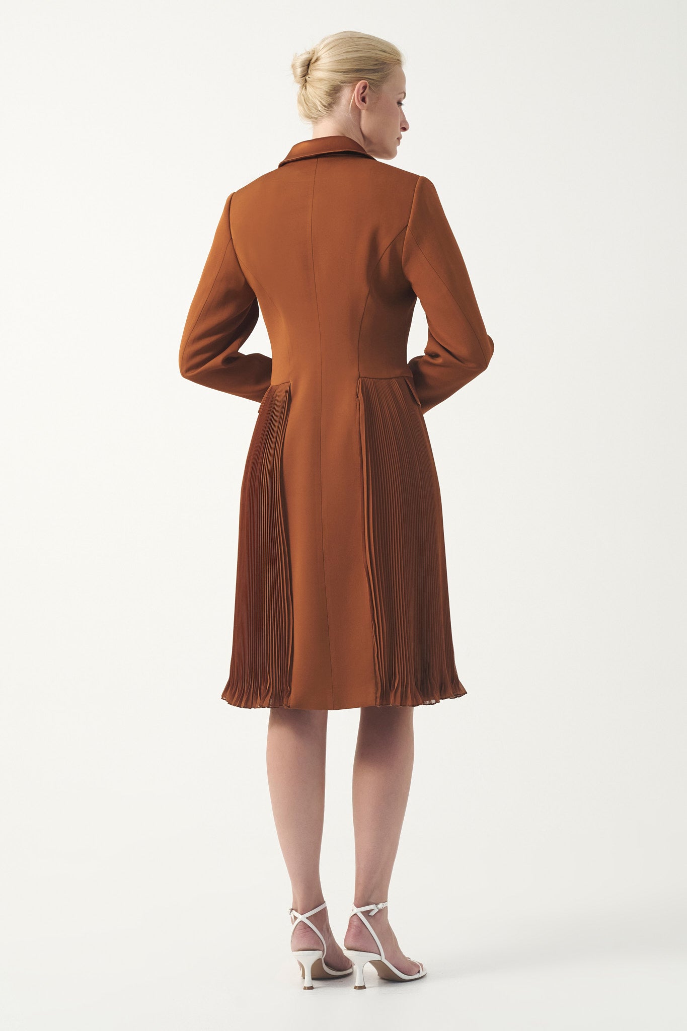 pleated coat dress SLEEVELESS PLEATED COAT DRESS | CULT MIA