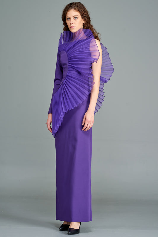 Pleated Detail Long Dress