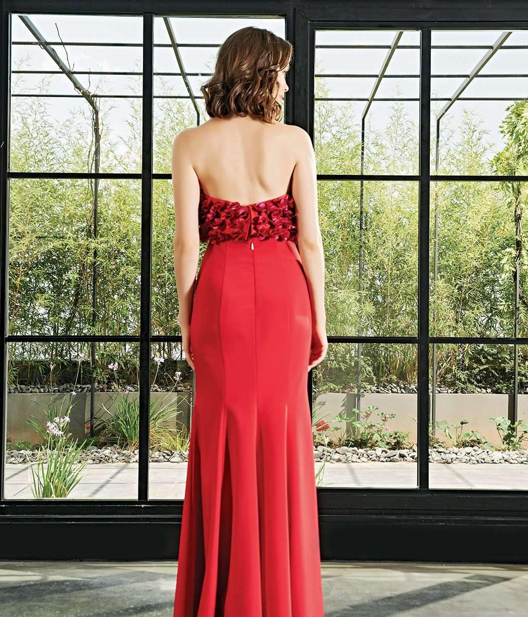 Tone to tone 3d flower detailed faille strapless long dress - John Paul Ataker