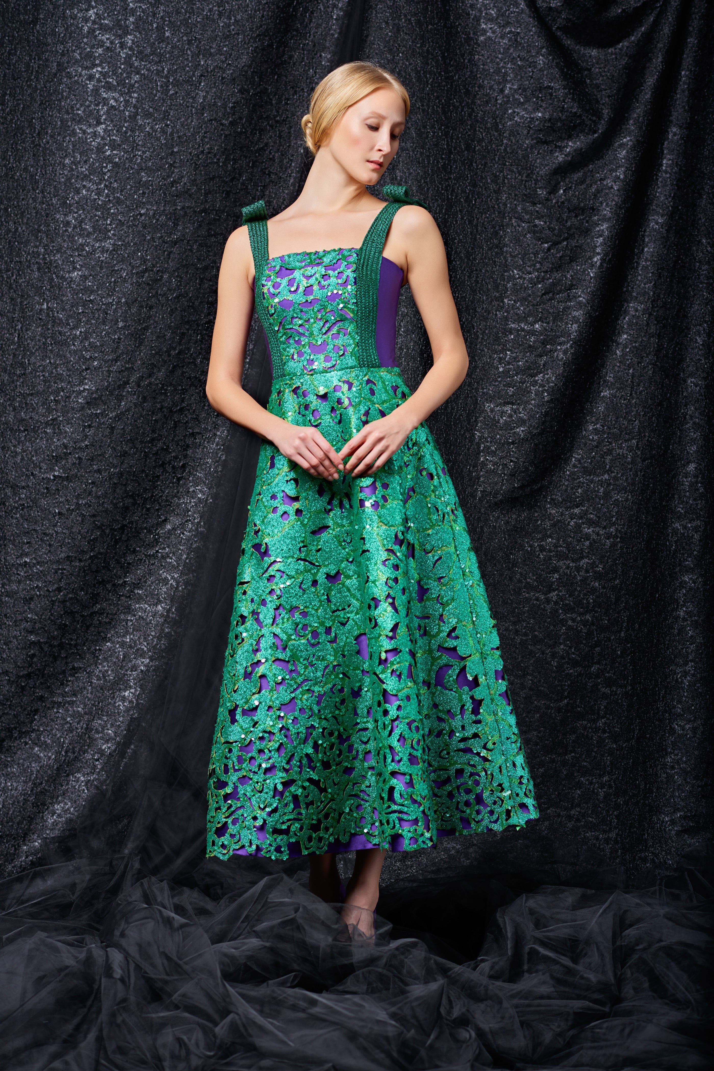 sequin taffeta dress Amazon.com: Adrianna Papell Studio Women's Sequin Taffeta Gown, Navy, 4 : Clothing, Shoes & Jewelry