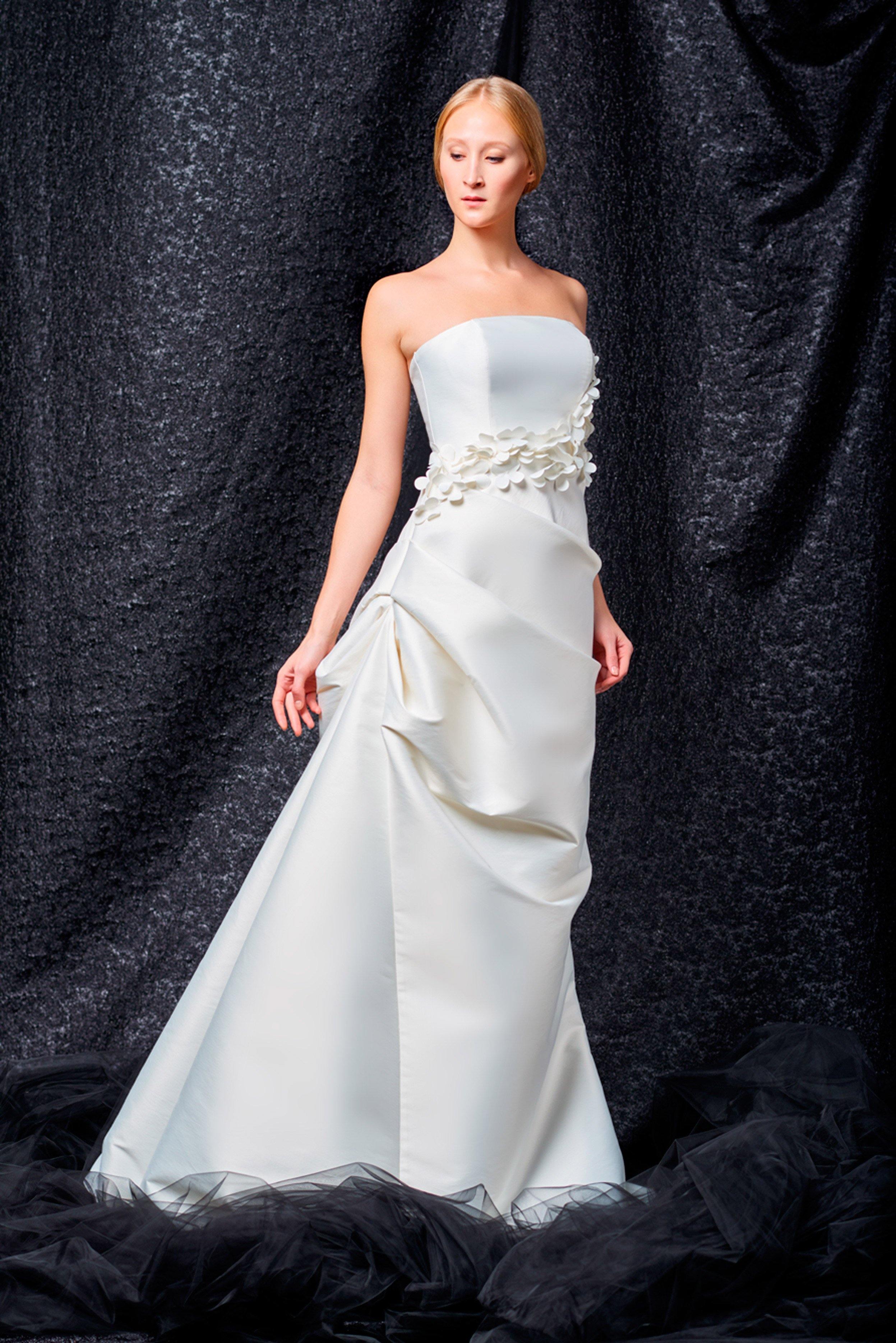 3d flower detailed taffeta gown - John Paul Ataker