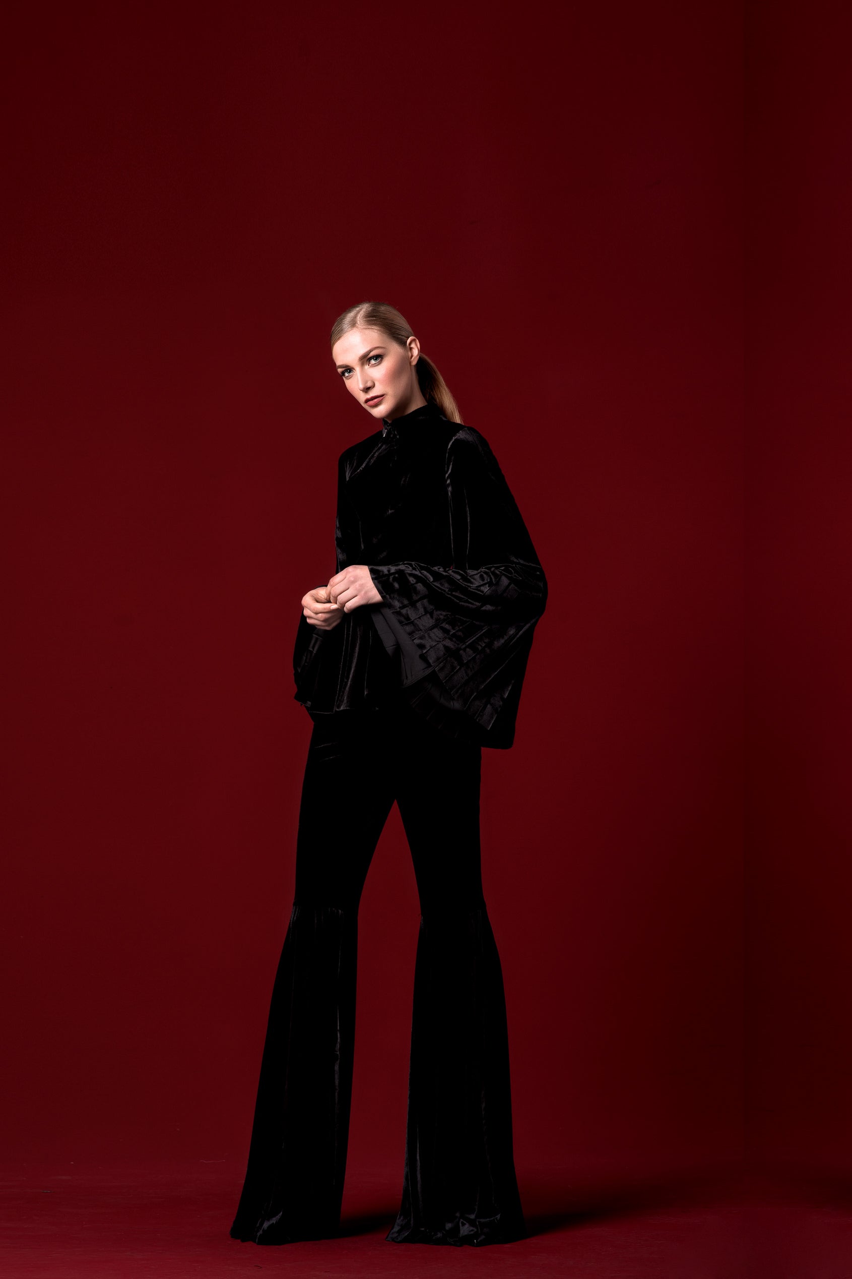 Pleated Sleeve Detailed Stretch Velvet Jacket and Pant