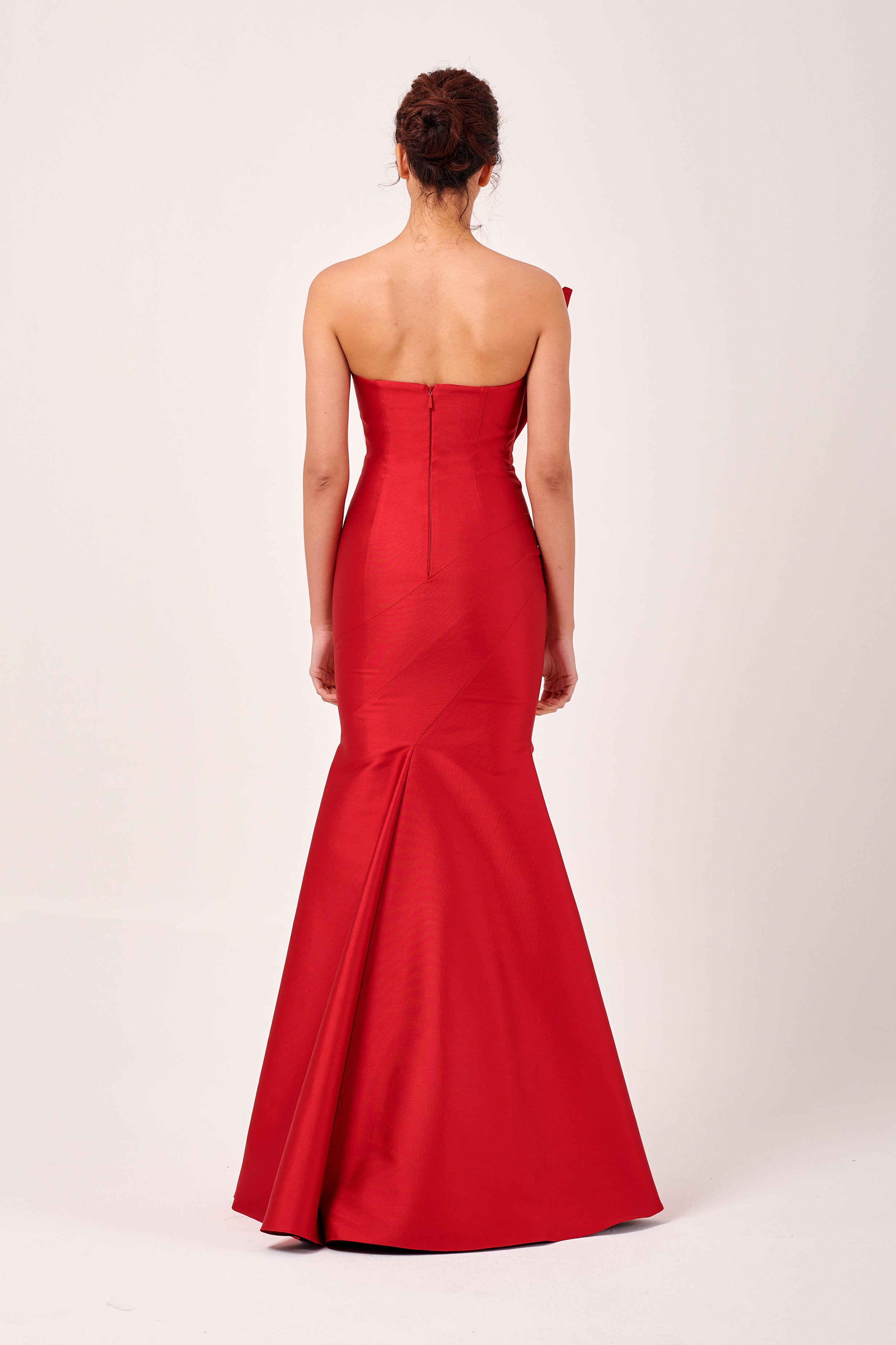 Alluring Pleated Fan Neckline Design Ruched Detail Formal Evening Gown Navy Alluring Pleated Fan Neckline Design Ruched Detail Formal Evening Gown Navy
