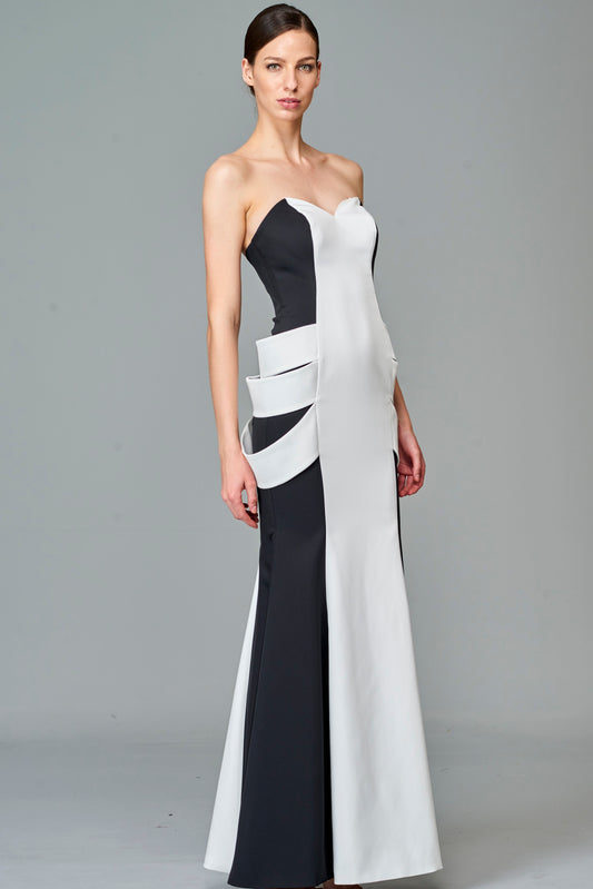 Sweetheart Strapless Neckline Gown